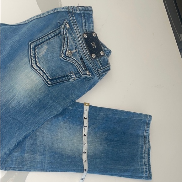 🦋Miss Me Women’s Jeans - Picture 9 of 10